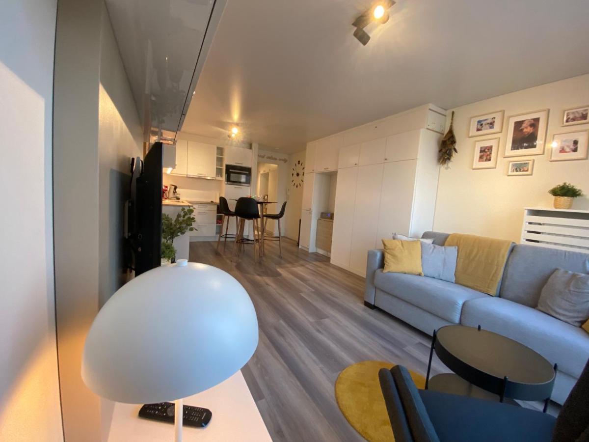 Moderne studio aan zee Appartement Oostende Buitenkant foto