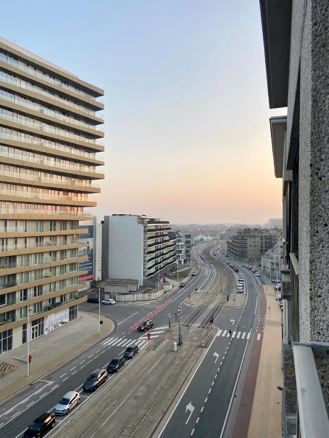 Moderne studio aan zee Appartement Oostende Buitenkant foto
