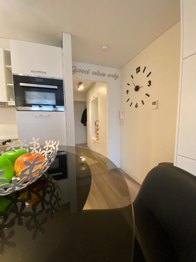 Moderne studio aan zee Appartement Oostende Buitenkant foto