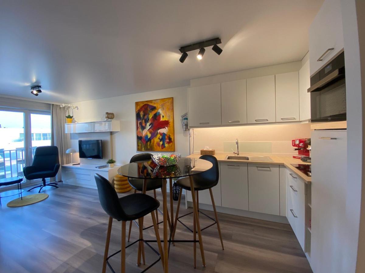 Moderne studio aan zee Appartement Oostende Buitenkant foto